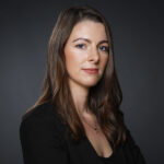 Esther Mobley